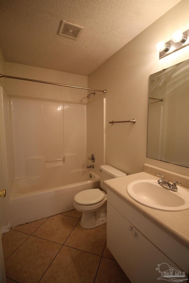 Building Photo - 354 Mizzen Ln