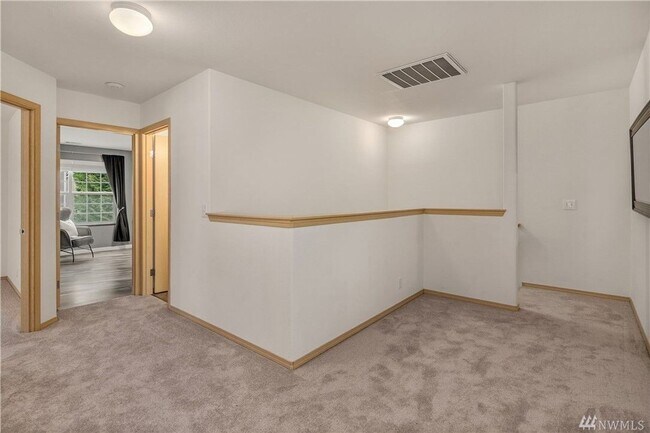 Building Photo - 17508 14th Dr SE