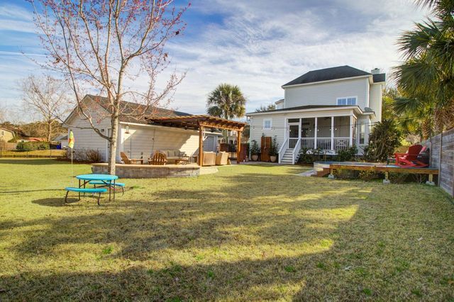 Building Photo - 1117 Sabrina Cir