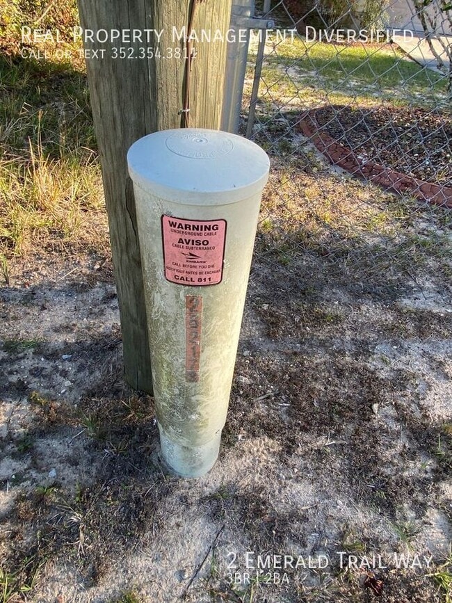 Building Photo - 2 Emerald Trail