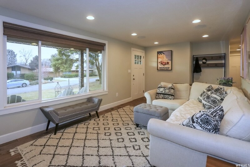 Building Photo - 3005 S Jonetta Dr