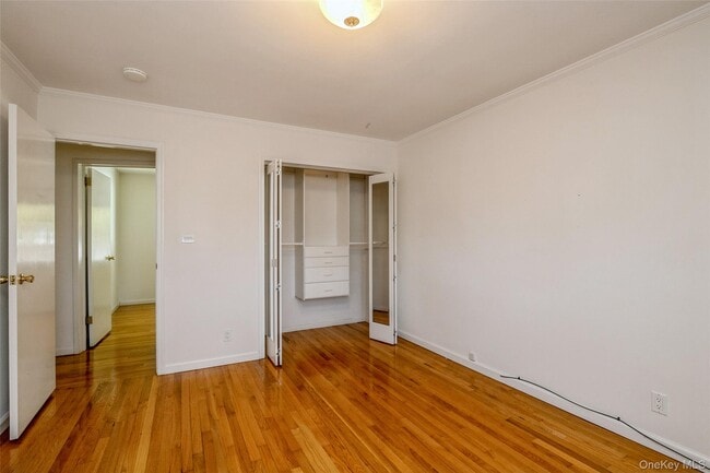 Building Photo - 26 Whitman Ave