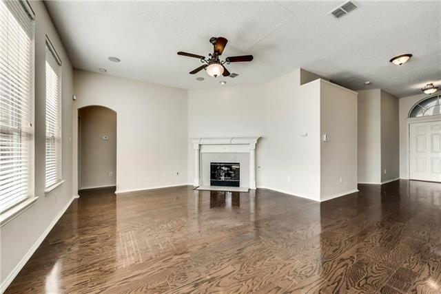 Building Photo - 6204 Autumnwood Dr