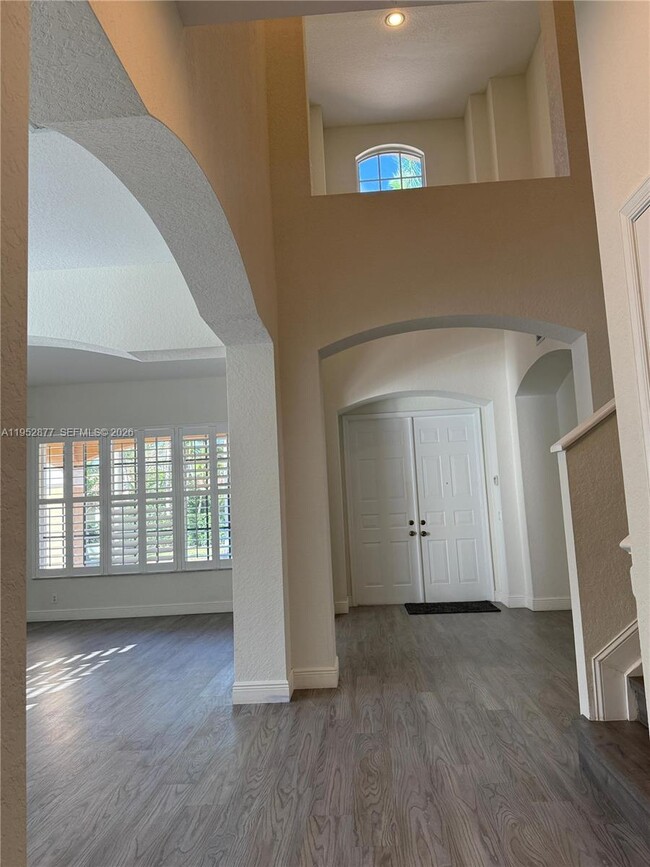 Building Photo - 1971 Harbor View Cir