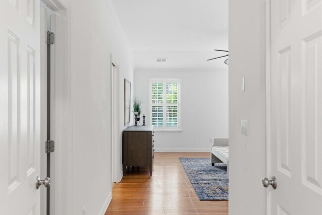 Building Photo - 124 Palm Cove Way