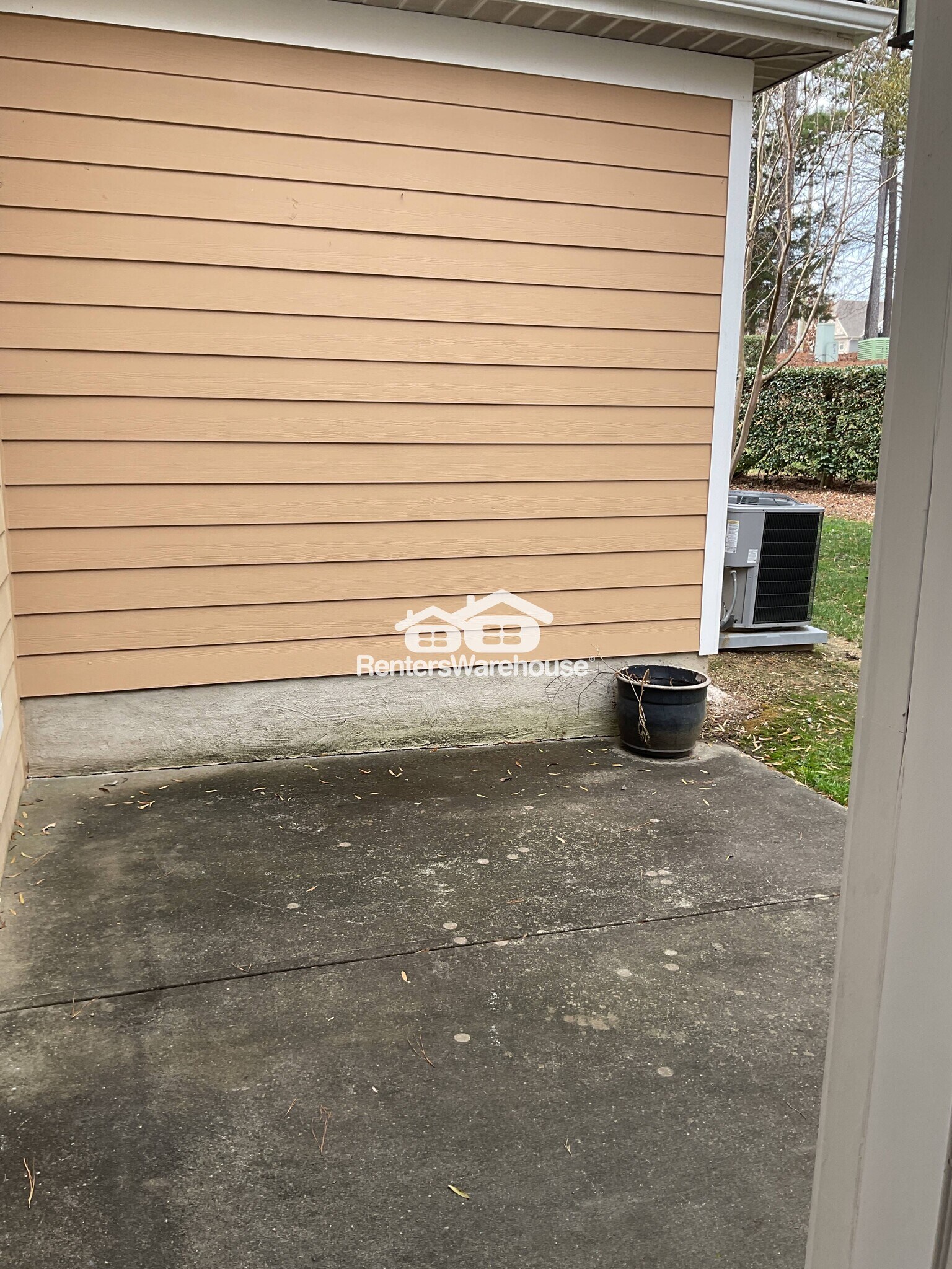 Building Photo - 15406 St Christopher Ct