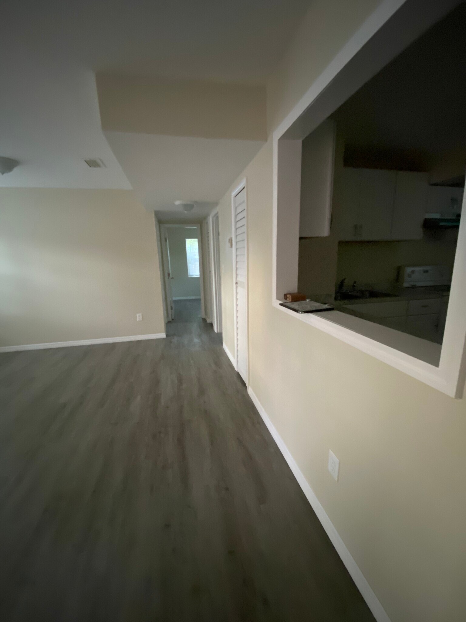 Building Photo - 7803 Lueders Ave