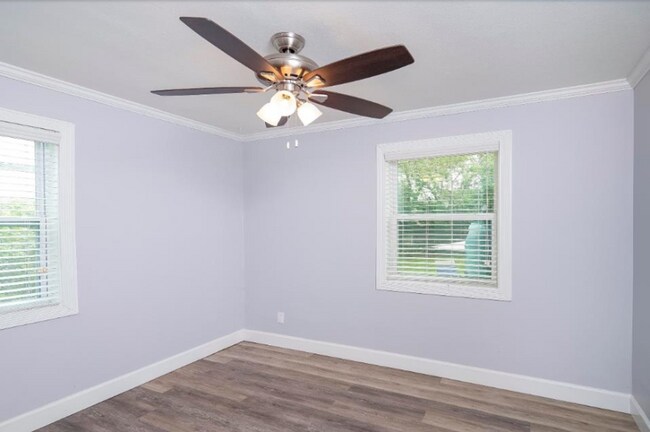 Building Photo - DAVID SHORES RENTAL AVAILABLE!