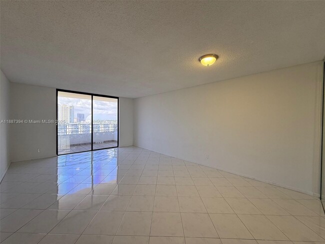 Building Photo - 500 Three Islands Boulevard