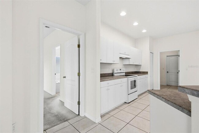 Building Photo - 29 E Diamond Dr