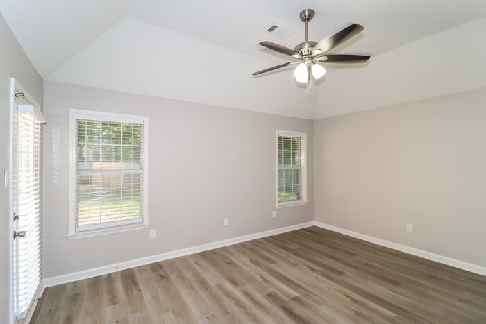 Building Photo - 190 Winding Creek Dr