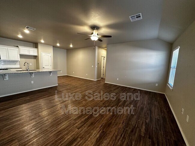 Building Photo - 10918 NW 119th St
