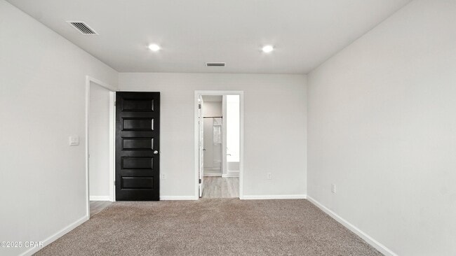 Building Photo - 6488 Slabinski Ln