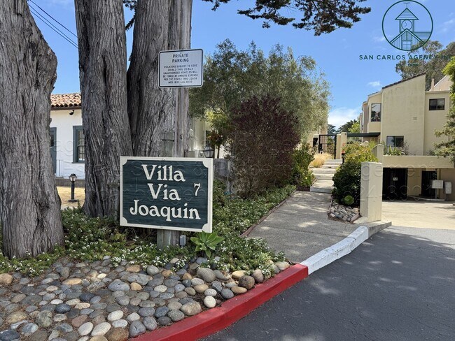 Building Photo - Spacious & Updated Two Bedroom Downtown Monterey Condominium