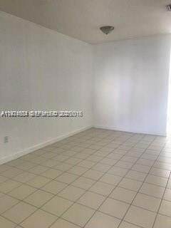 Building Photo - 1692 SE 29th Ct