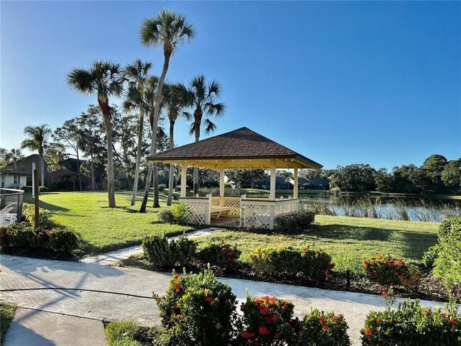 Building Photo - 7186 Lakeside Dr