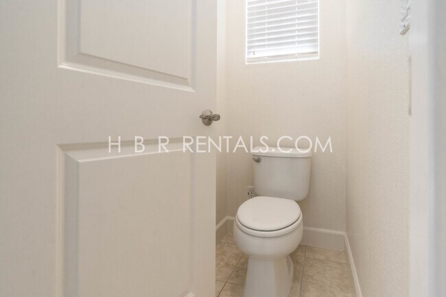 Building Photo - Spacious 4-Bed, 3-Bath Home with a Beautiful Garden in Mountain House! *FIRST FLOOR BEDROOM and F...