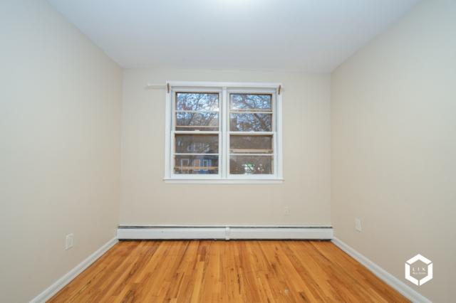 Building Photo - 3 bedroom in Brooklyn NY 11230