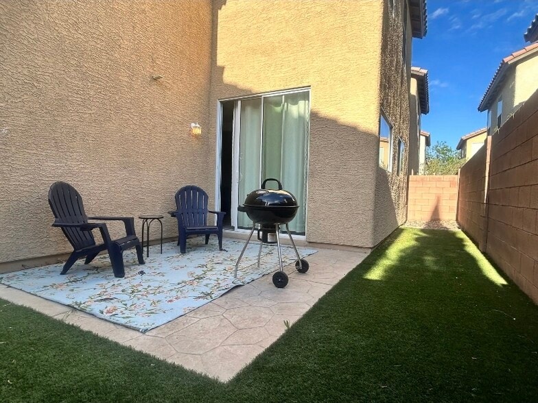 Building Photo - 30 Dovewood Ave