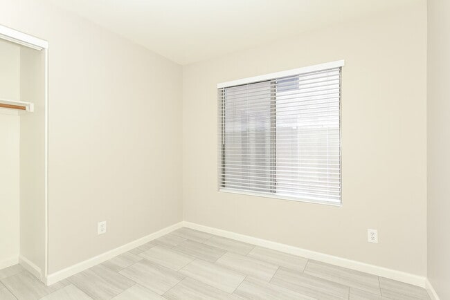 Building Photo - 8216 W Rue De Lamour