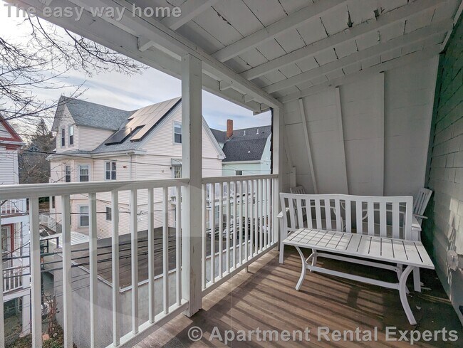 Building Photo - 92 Powder House Blvd