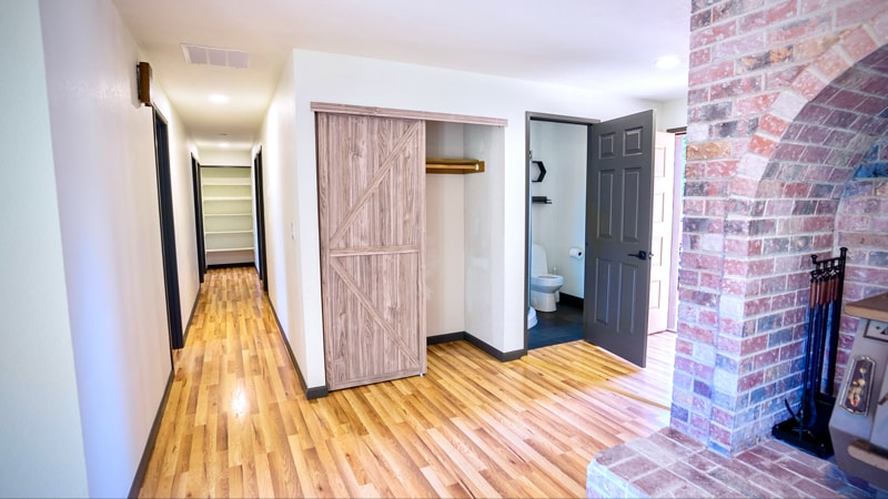 Building Photo - 6216 255th St Ct E