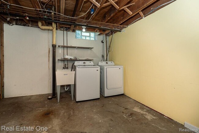 Building Photo - 1147 Tienken Ct