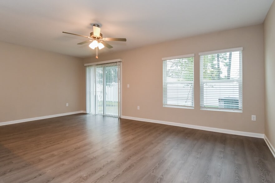 Building Photo - 12706 Camden Rd