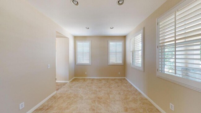 Building Photo - 36425 Fallingstar Pl