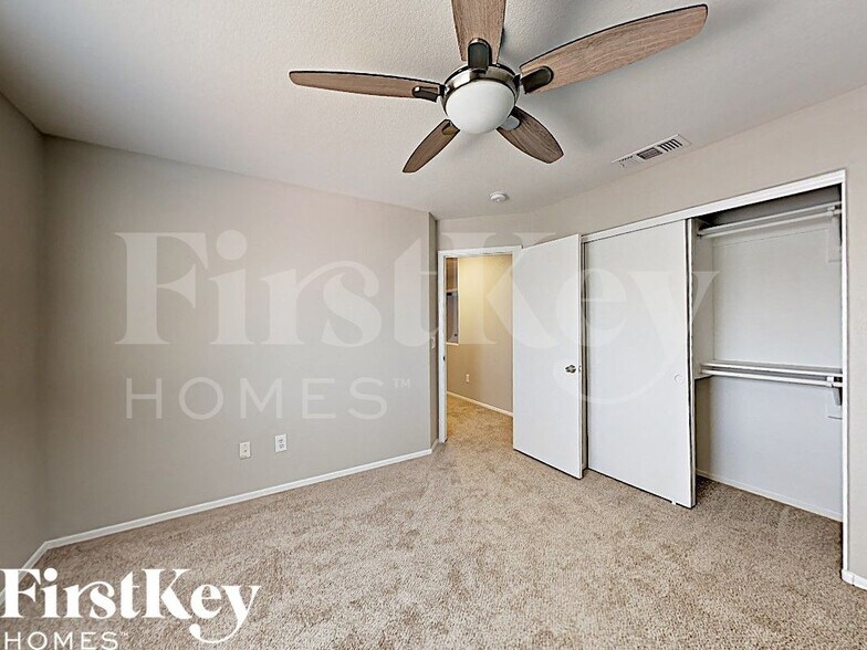 Building Photo - 7323 E Navarro Ave