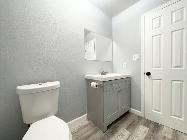 Building Photo - 2036 County Rd 3434N