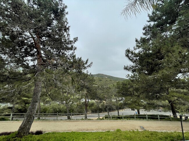 Building Photo - 958 Mendocino Dr