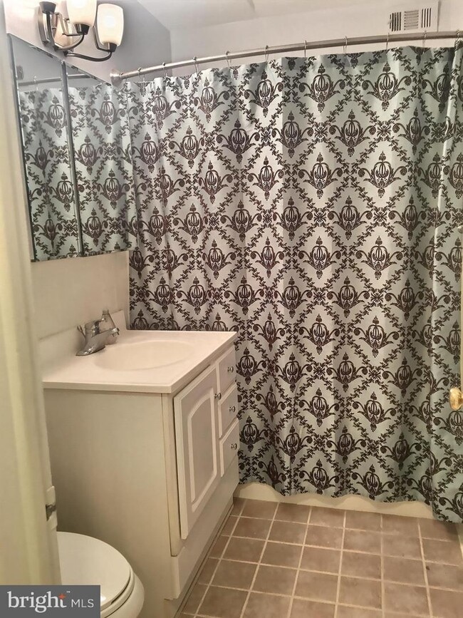 Building Photo - 2711 Ordway St NW