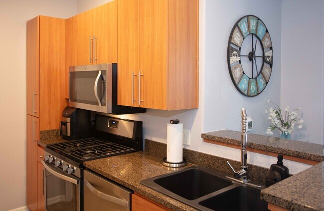 Building Photo - 6900 E Princess Dr