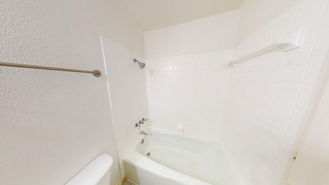 Building Photo - Gorgeous Condo nestled right on Lady Bird Lake!