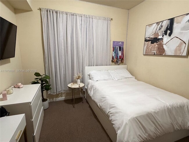 Building Photo - 11603 NW 89th St