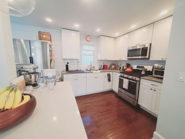 Building Photo - 29 Lexington Ave