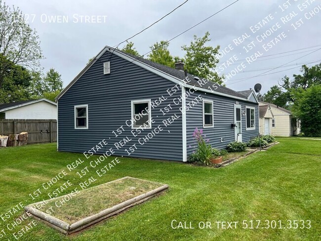 Building Photo - 1527 Owen St