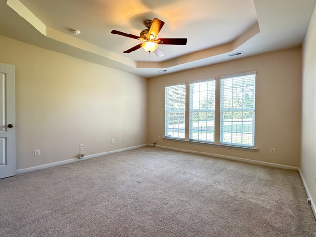 Building Photo - Charming Wakefield Home with First-Floor B...