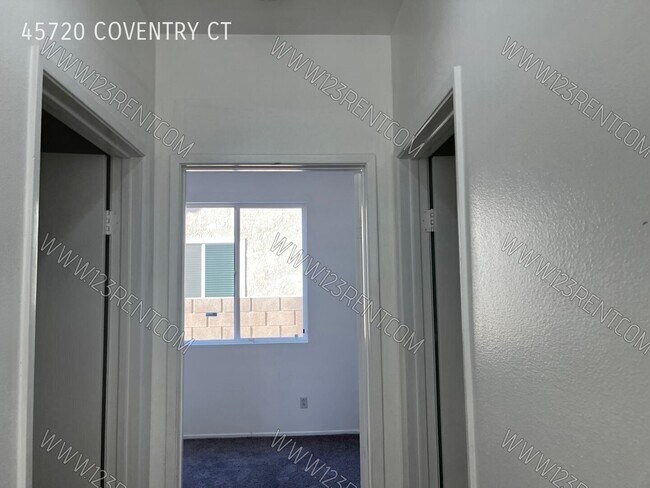 Building Photo - 45720 Coventry Ct.