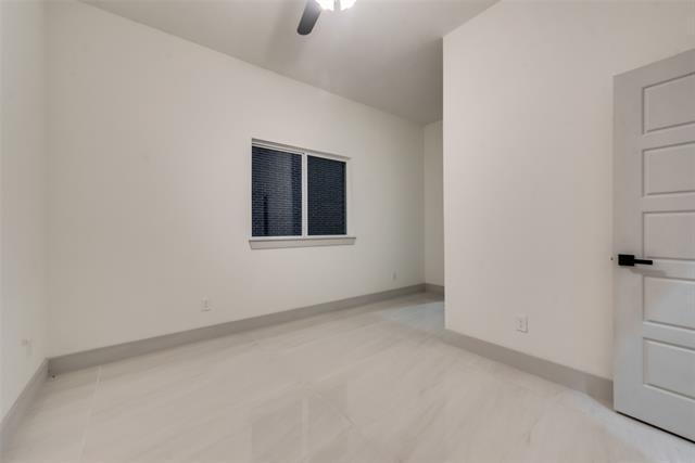 Building Photo - 6011 Rivendell Dr
