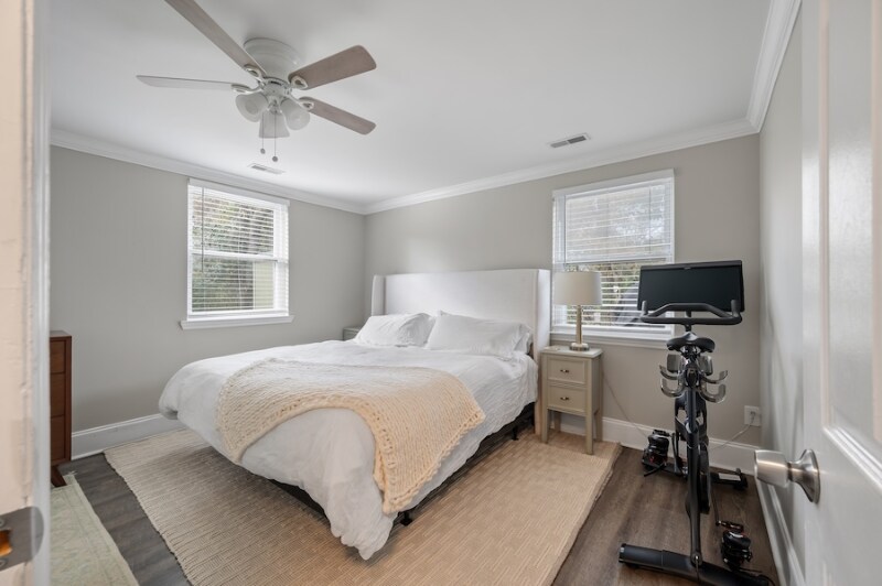 Building Photo - 1 Paula Dr