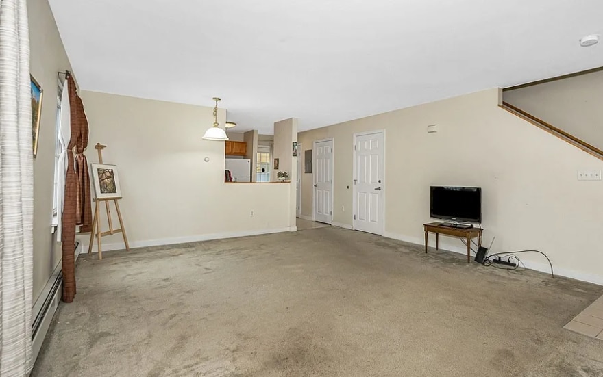Building Photo - 83 Laighton St