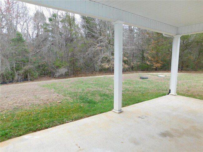 Building Photo - 60 Copper Creek Dr
