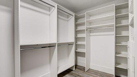 Building Photo - 6784 Via Regina