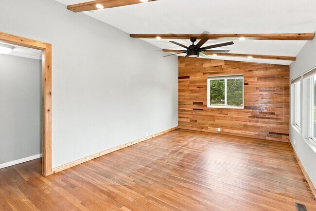 Building Photo - 1746 NW 39th St