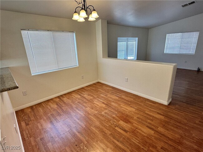 Building Photo - 5290 Panguitch Dr