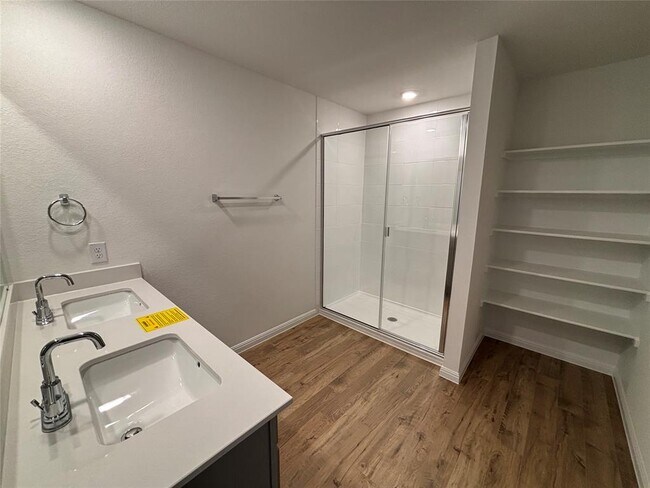 Building Photo - 1824 Marlin Spike Dr