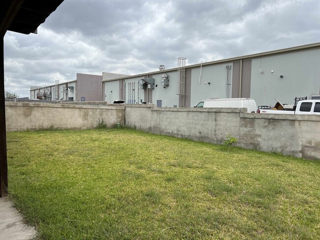 Building Photo - 3909 Aidin St