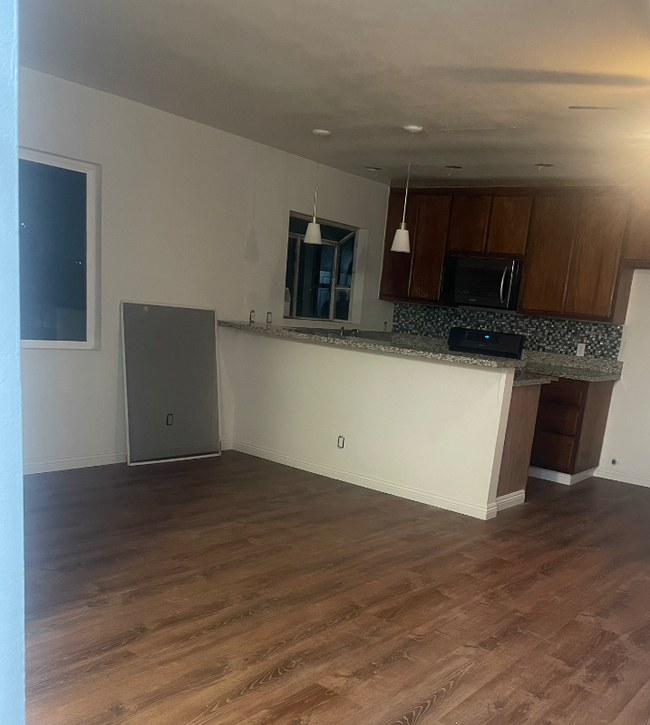 Building Photo - 12342 Flagstone Pl